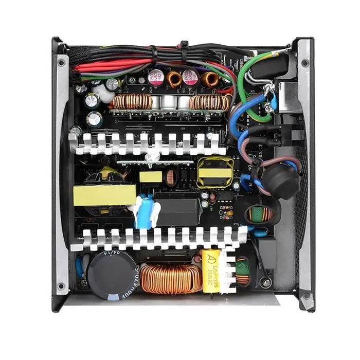 منبع تغذیه کامپیوتر ترمالتیک مدل TR2 600W Bronze -gallery-1