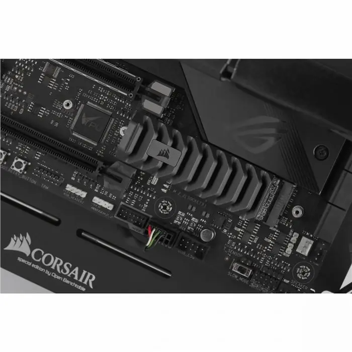 حافظه SSD کرسیر Corsair MP600 PRO XT M.2 4TB -gallery-2