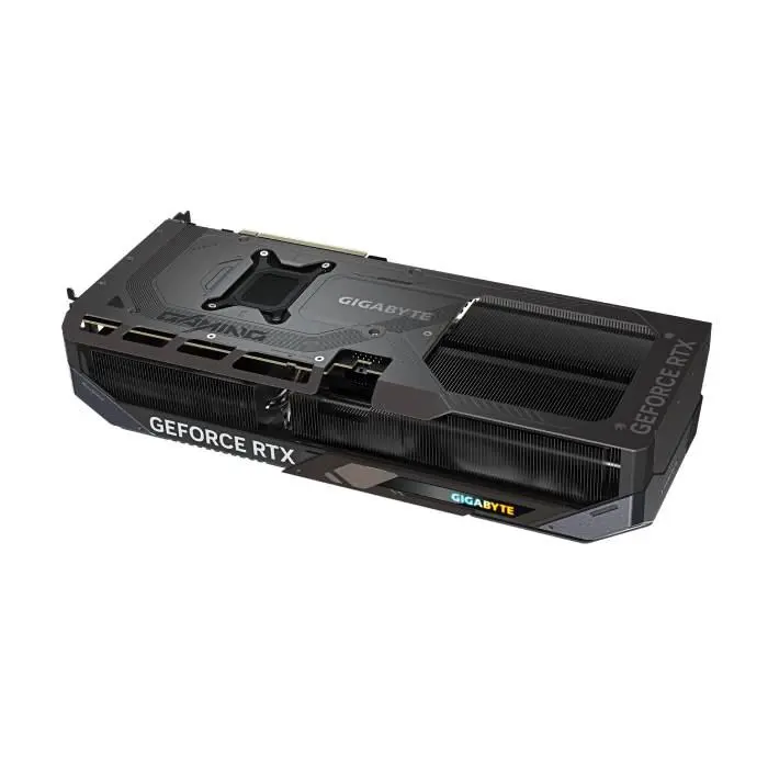 کارت گرافیک گیگابایت مدل GeForce RTX™ 5070 Ti GAMING OC 16G -gallery-15