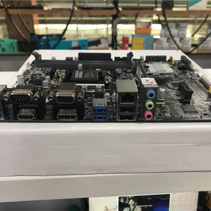 مادربرد ایسوس H110M-C -gallery-9